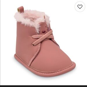 Carter baby girl character boots 0-3 months NWT